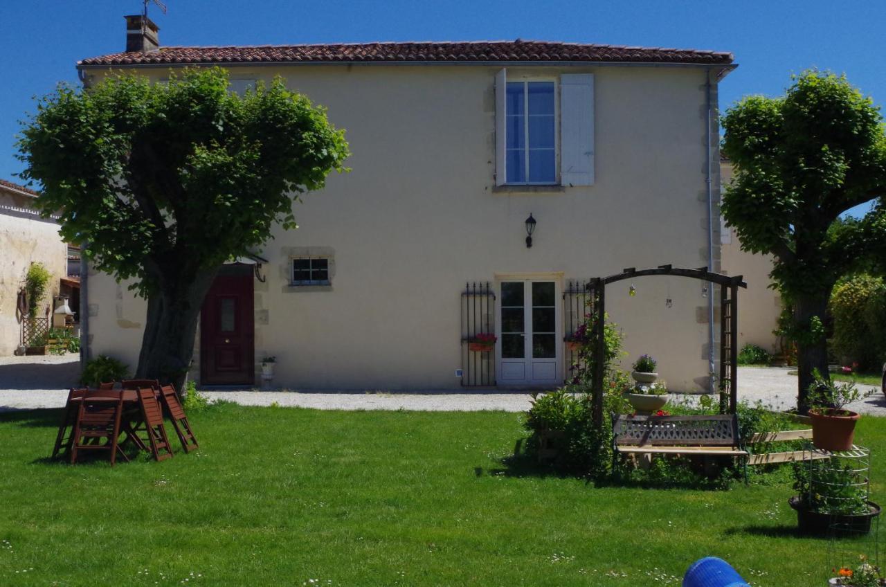 Le Cadran Solaire 3*